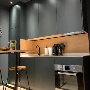 Apartment Vieux Nice-3 Pieces Moderne- 100m De La, Nice